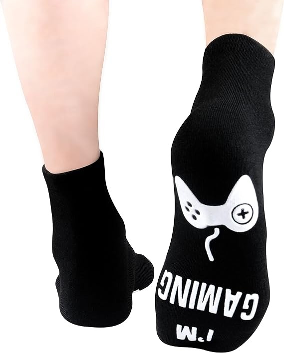 Do Not Disturb I'm Gaming Socks Gifts For Men,Birthday Gifts For Him,Fathers Day Novelty Gifts,Men Gifts for Boy,Dad,Teen Boy